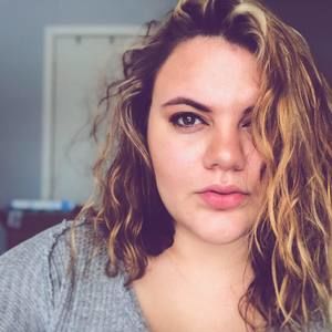 Meet your Posher, Abby